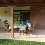 Beach House With Garden In Fourka
