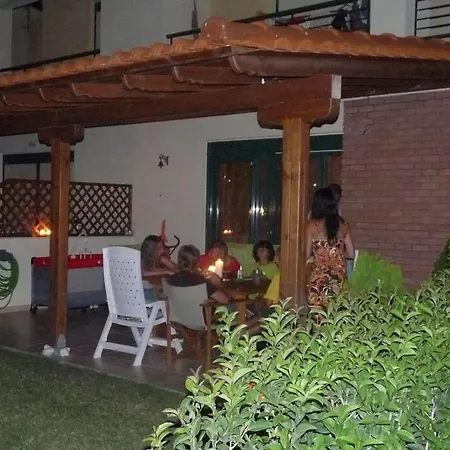 Apartament Beach House With Garden In Fourka