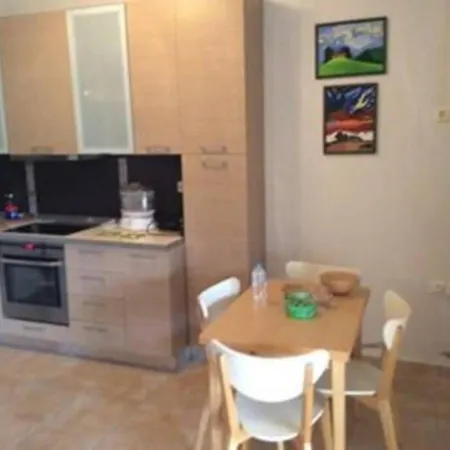 Appartement Beach House With Garden In Fourka Skála Foúrkas